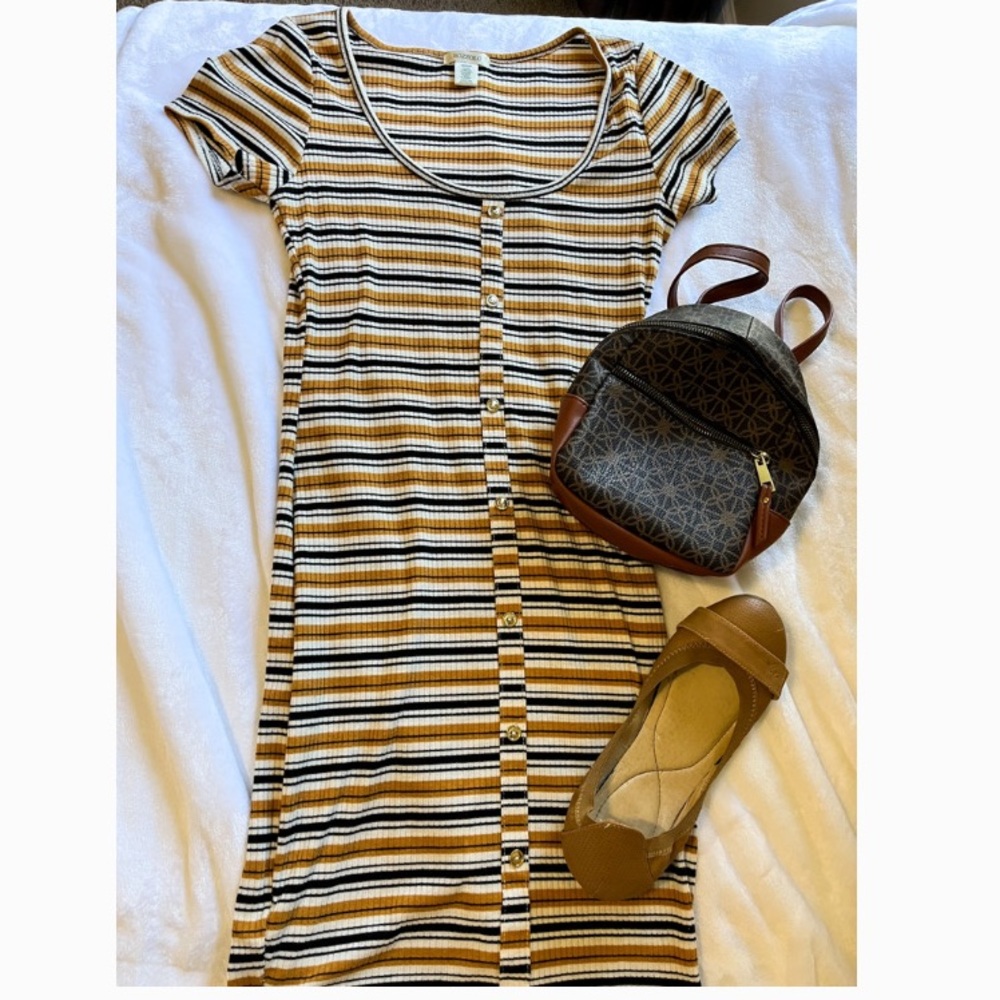 Bozzolo Mini Dress, Colors Yellow Black and White, Size Medium
